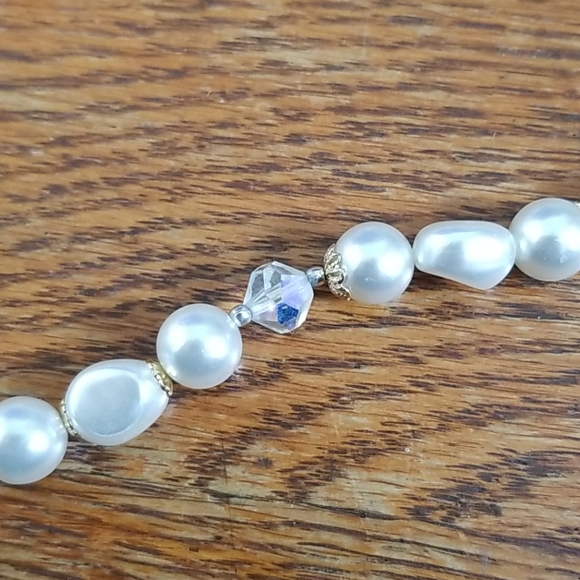 Peral bead necklace costume jewelry - Picture 2 of 2
